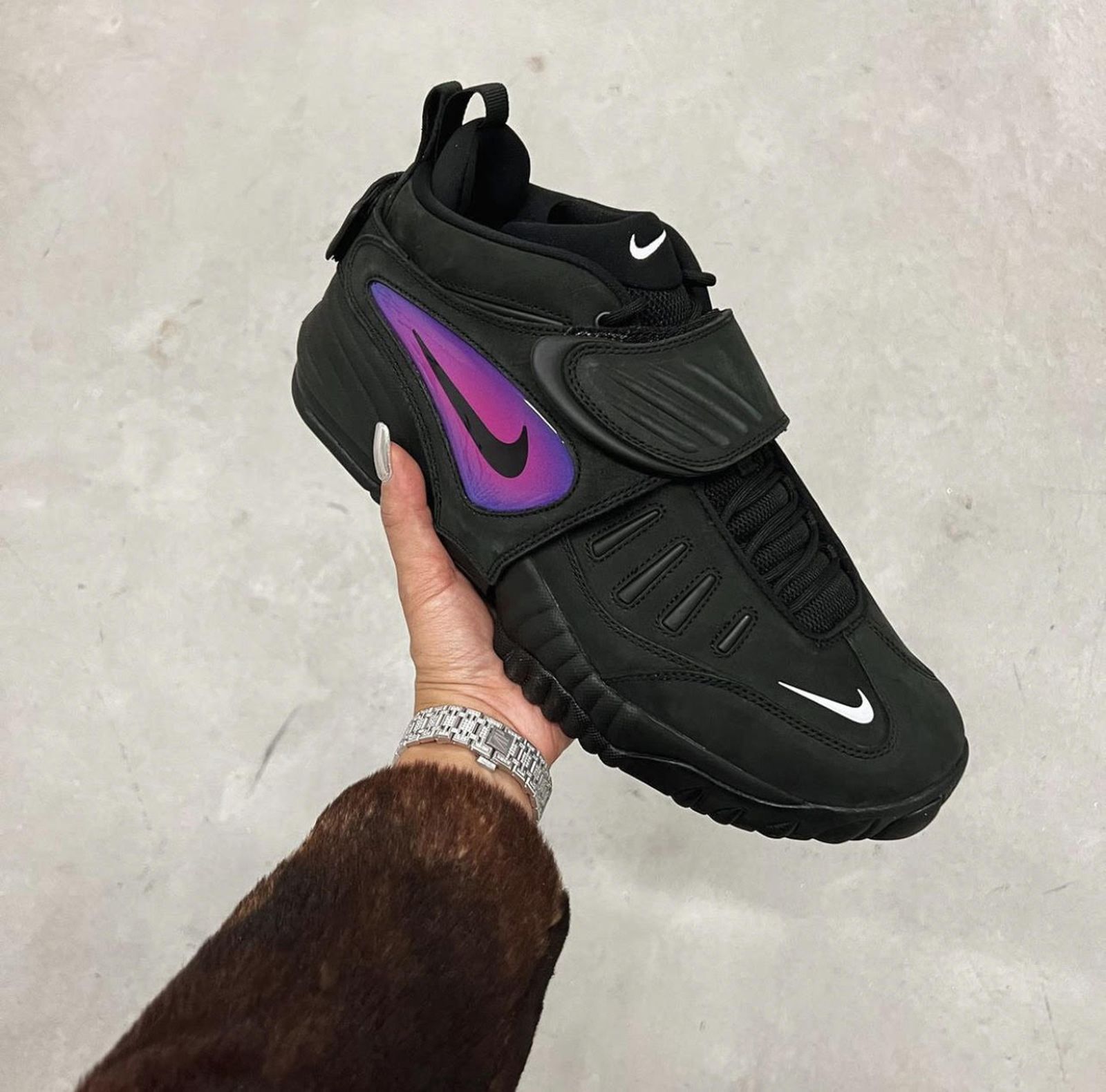 Официальные фотографии новой коллаборации Nike и Ambush