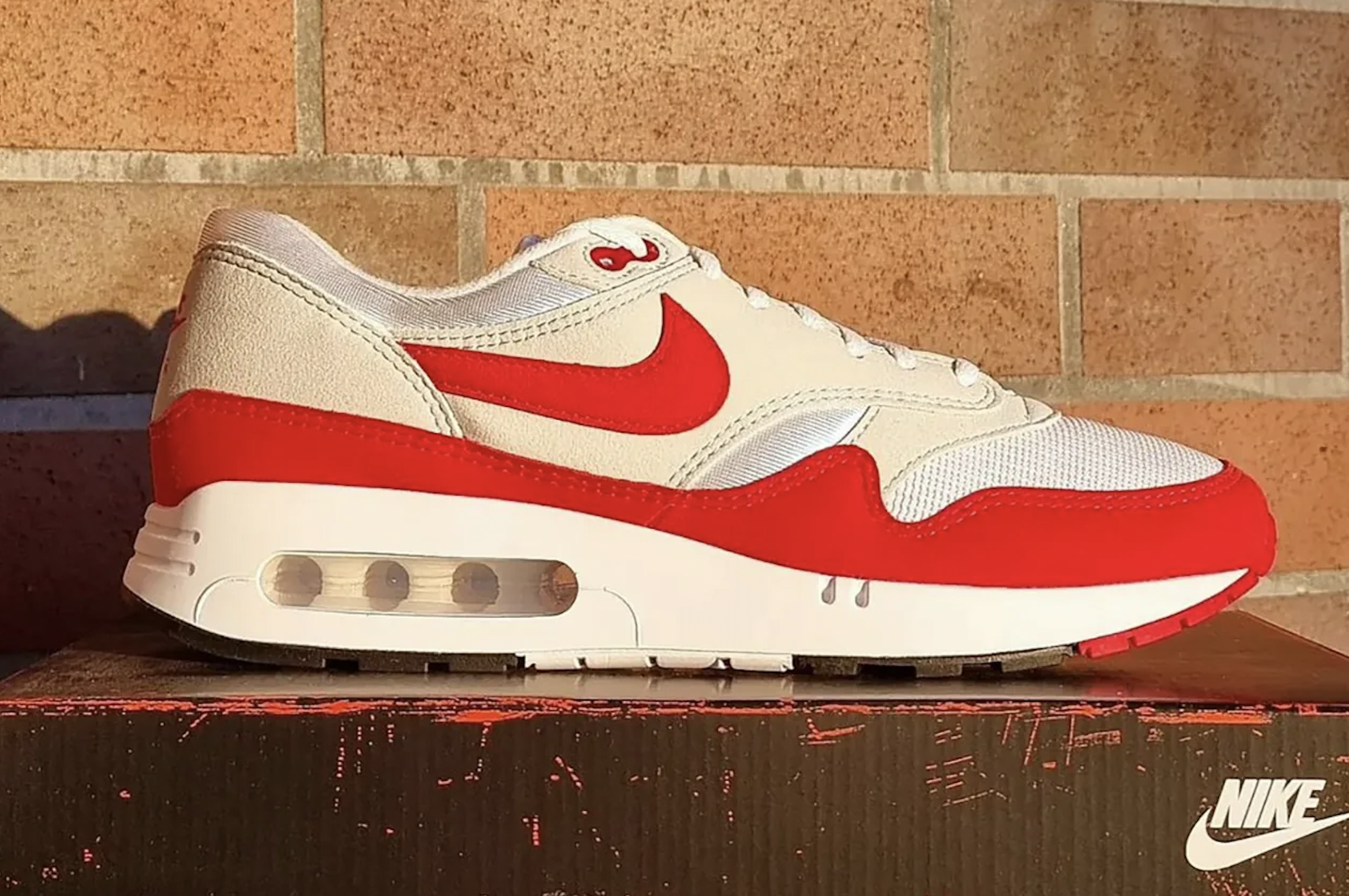 Nike air max discount 1 og red 2012