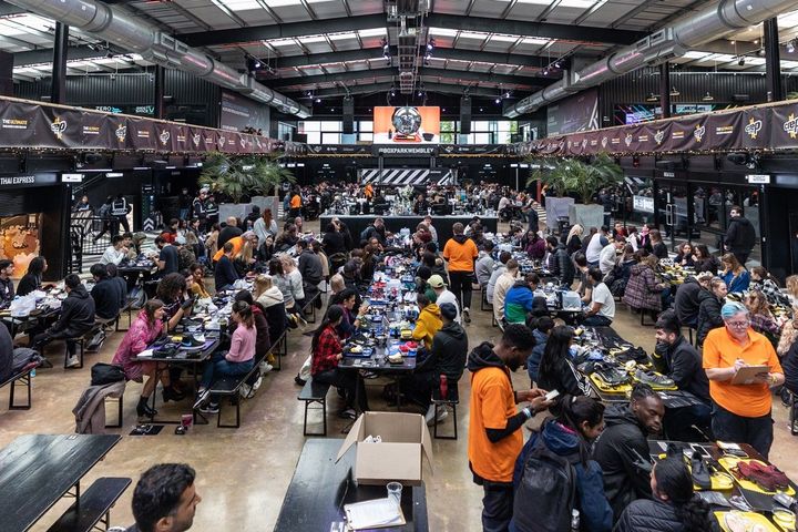 Crep Protect установил новый рекорд Гиннеса по одновременной чистке кроссовок