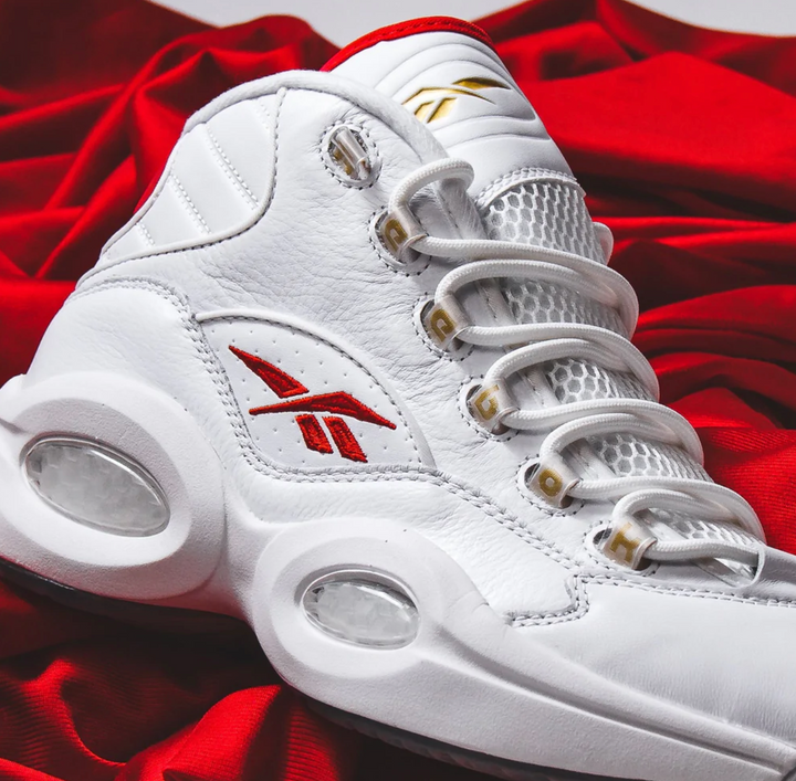 Новинка магазина. Reebok Question Mid