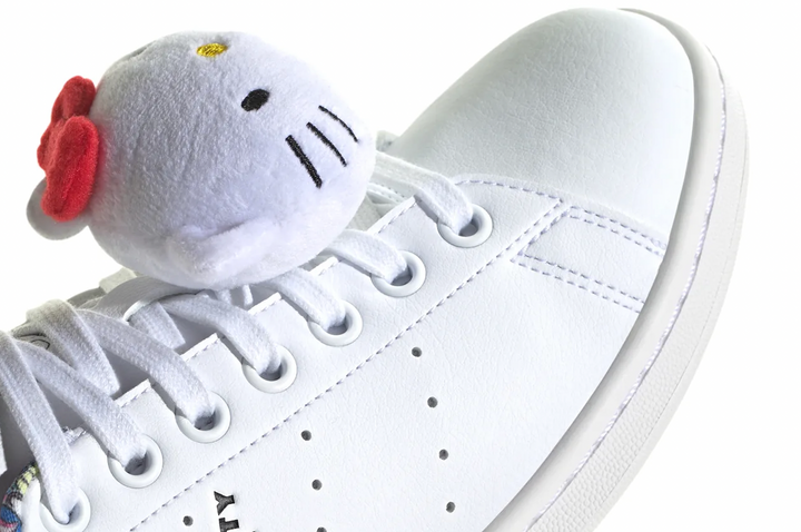 Официальные фотографии adidas Stan Smith x HELLO KITTY