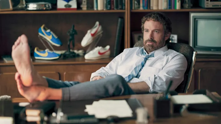 Обзор на новый фильм Бена Аффлека "Air: Большой прыжок", рассказывающий историю Nike