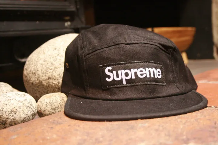 Краткая история пятипанельных кепок