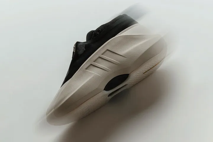 adidas представил новые флагманские баскетбольные кроссовки