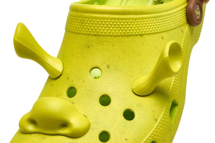 Crocs выпустит коллаборацию с «Шреком»