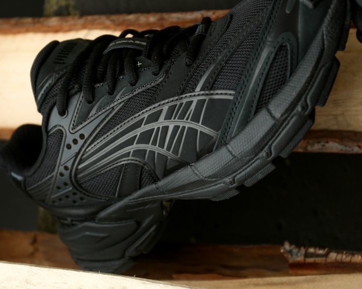 Новинка магазина. PUMA Velophasis