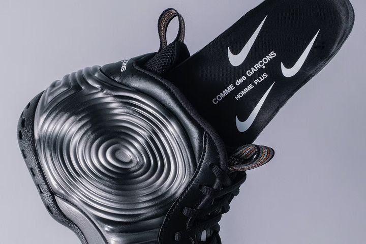 Официальные фотографии кроссовок COMME des GARÇONS x Nike Air Foamposite One «Cat Eye»