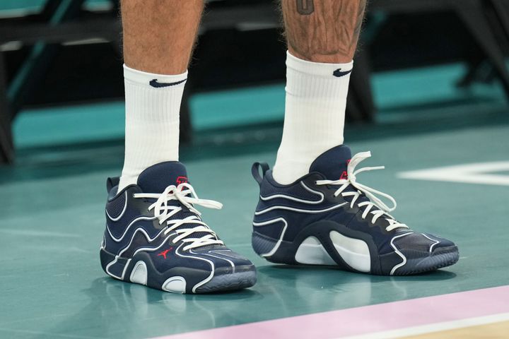 Джейсон Тэйтум показал свои новые баскетбольные кроссовки