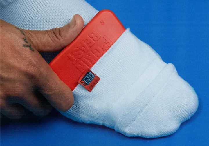 Находка недели. Носки с защитой от заломов на кроссовках