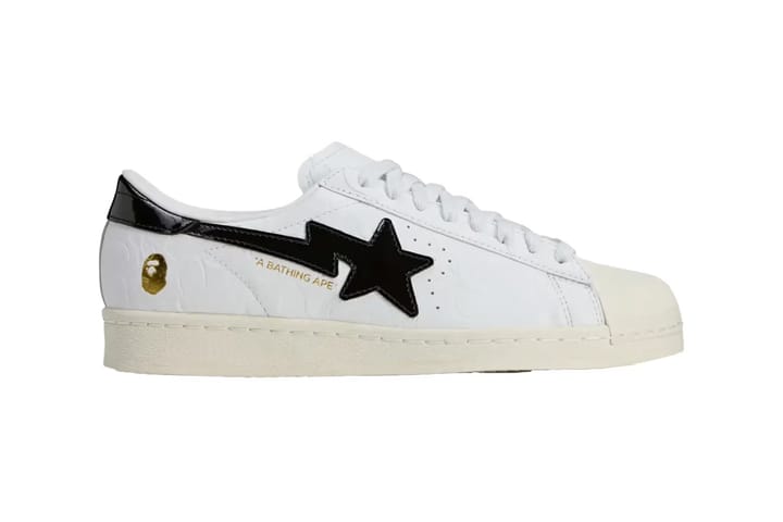 Финальный взгляд на кроссовки BAPE x adidas Superstar