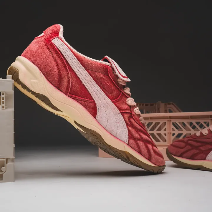 Новинка магазина. PUMA King Indoor