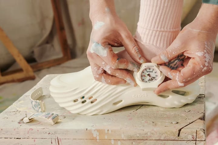 G-SHOCK и Crocs выпустят коллаборационные клоги
